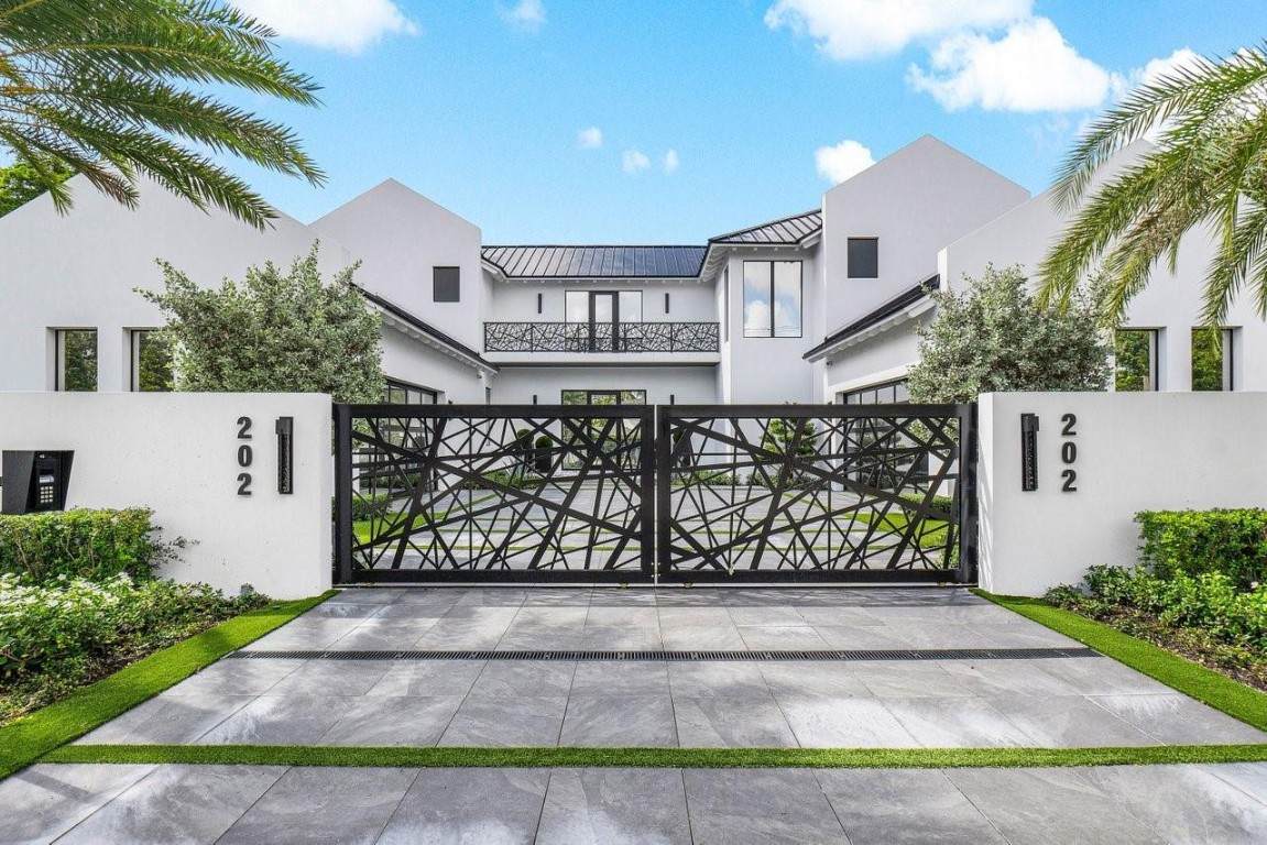 202 7th Street - Photo 1