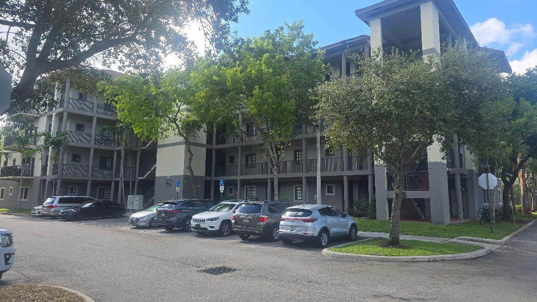 2851 Riverside Drive - Photo 1