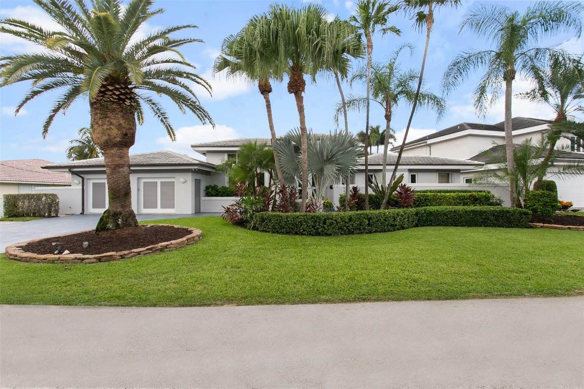 2365 28th Street - Photo 1