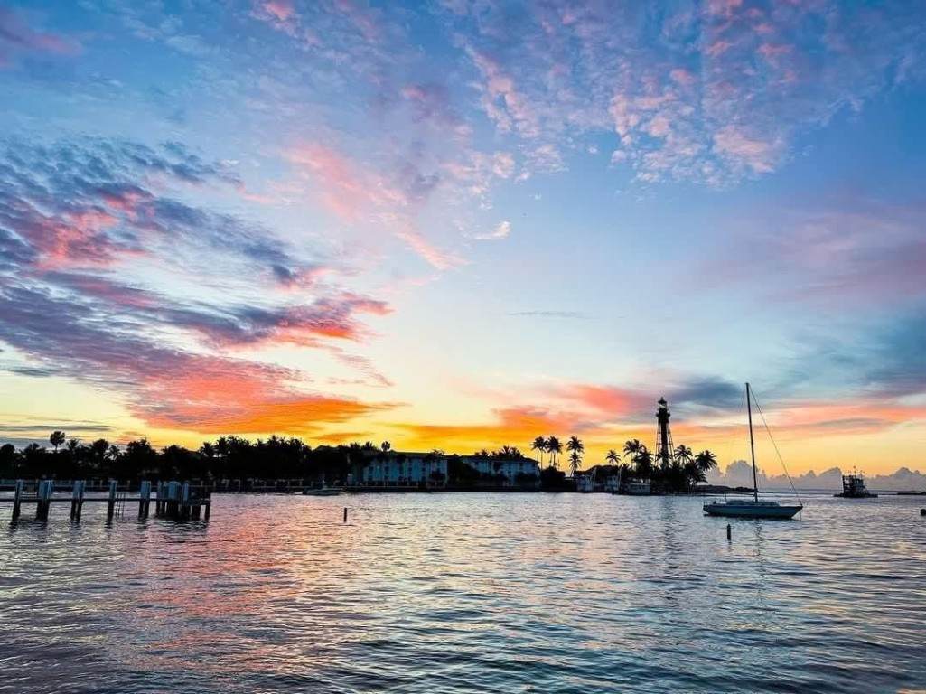 1401 Riverside - Photo 1