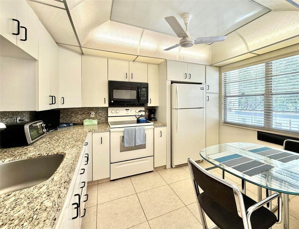 2504 Antigua Terrace - Photo 1