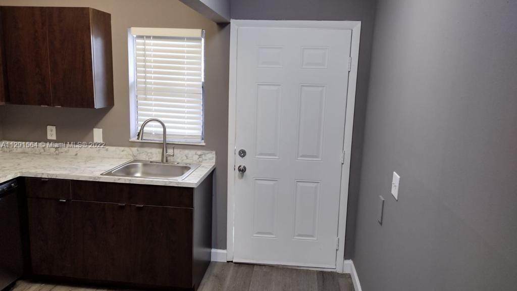 617 Ixoria Avenue - Photo 1