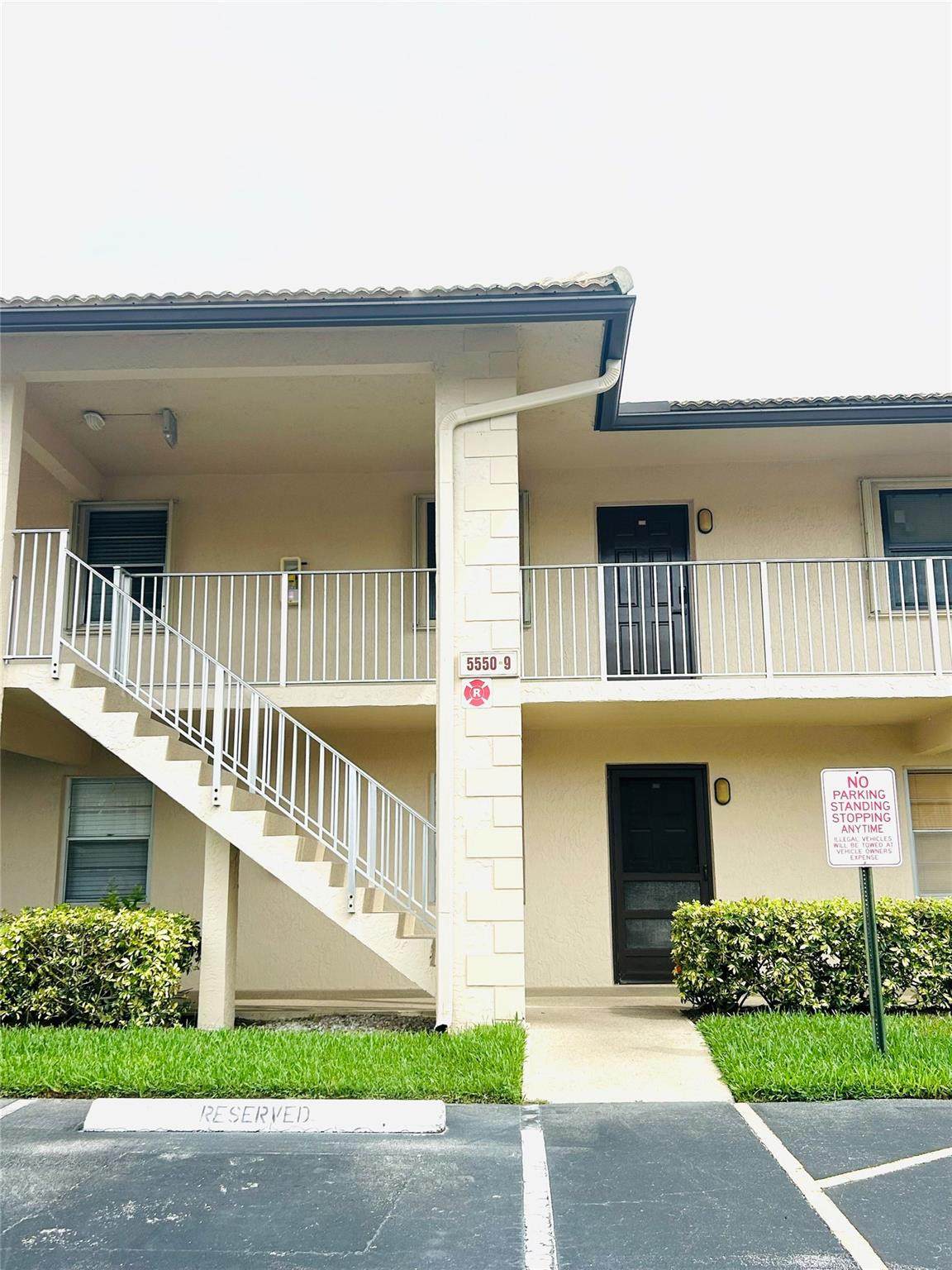 5550 Lakeside Drive - Photo 1