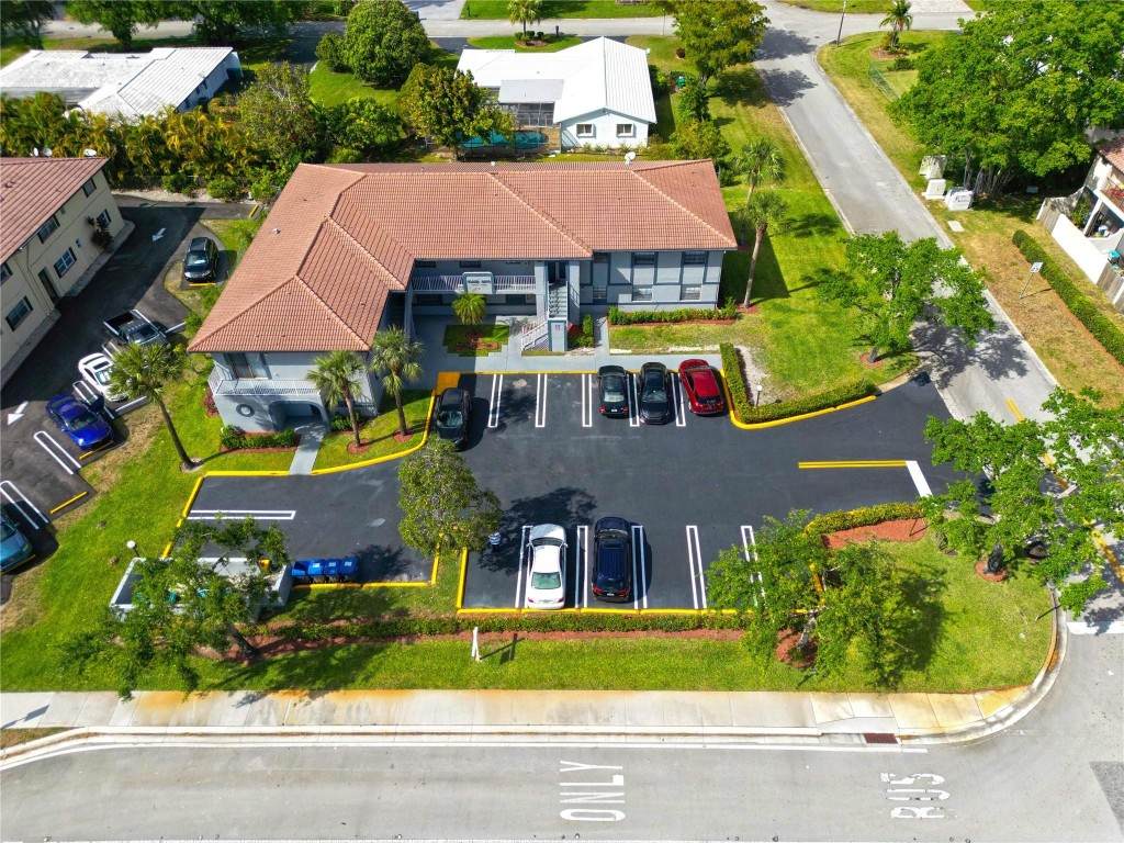 10687 Royal Palm - Photo 1