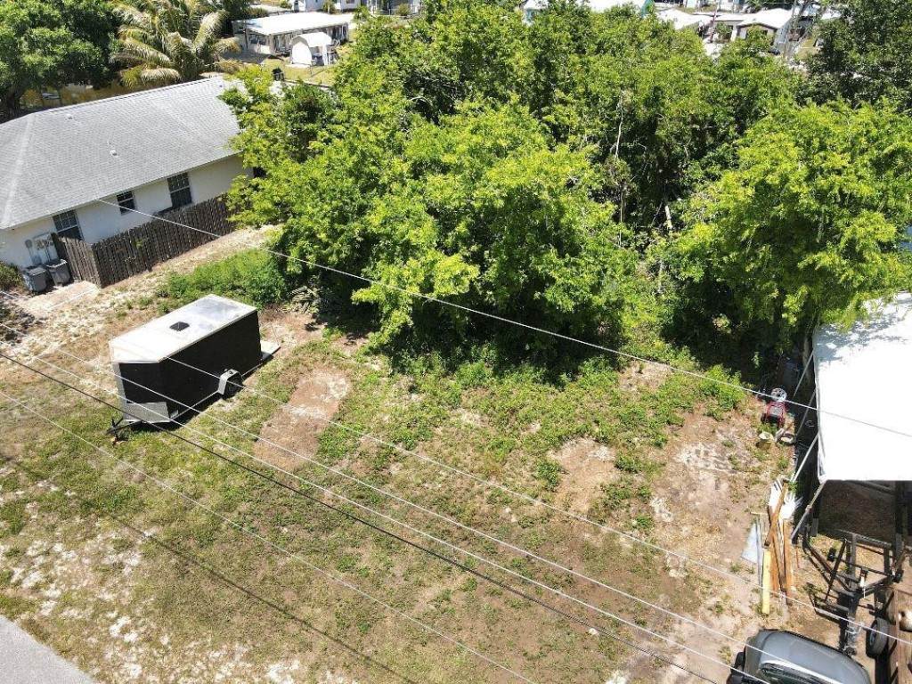 1211 9th Street - Photo 1