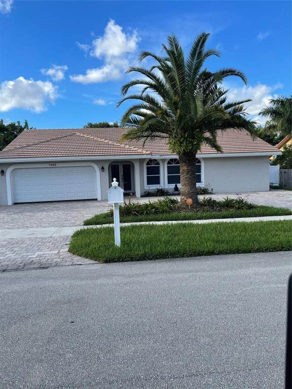 7485 Royal Palm - Photo 1