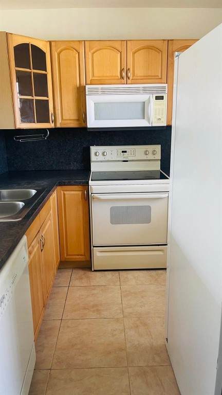 5111 Oakland Park Boulevard - Photo 1