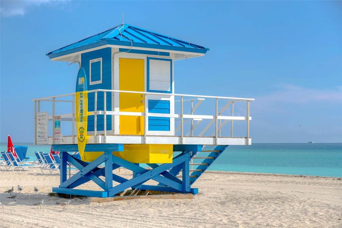 https://bt-photos.global.ssl.fastly.net/beaches/1280_boomver_1_F10530549-2.jpg