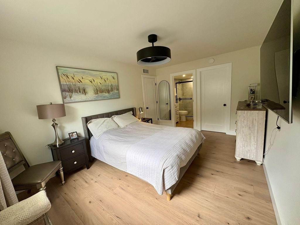 22805 66th - Photo 1