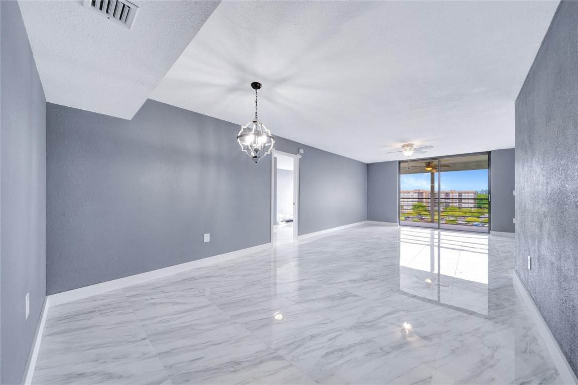 1100 Saint Charles Place - Photo 1
