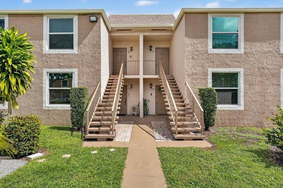 950 80th Avenue - Photo 1