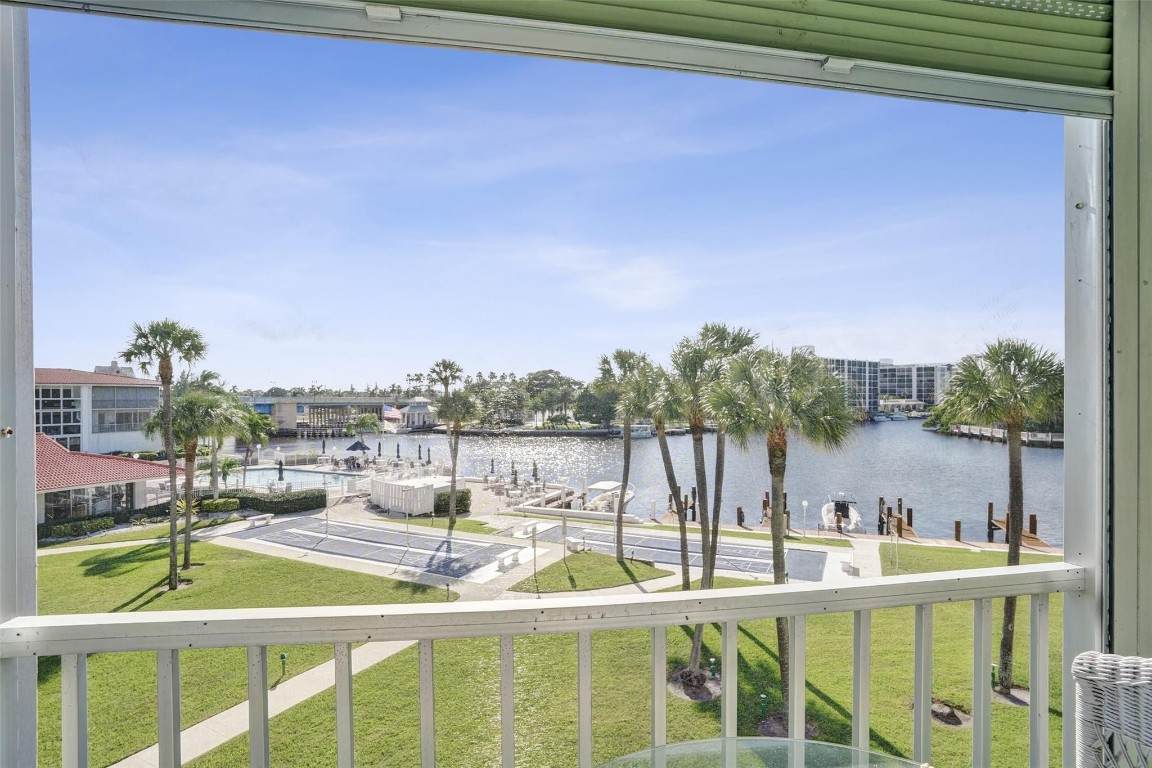 105 19th Avenue - Photo 1