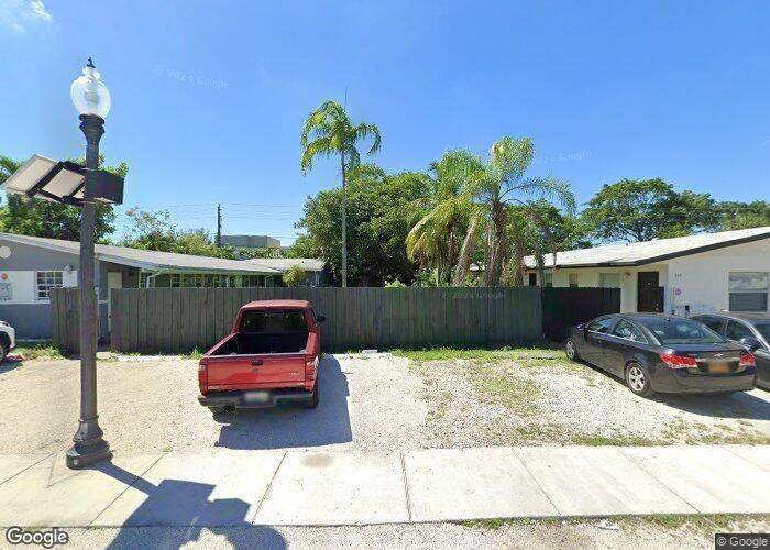 921 3 Avenue - Photo 1