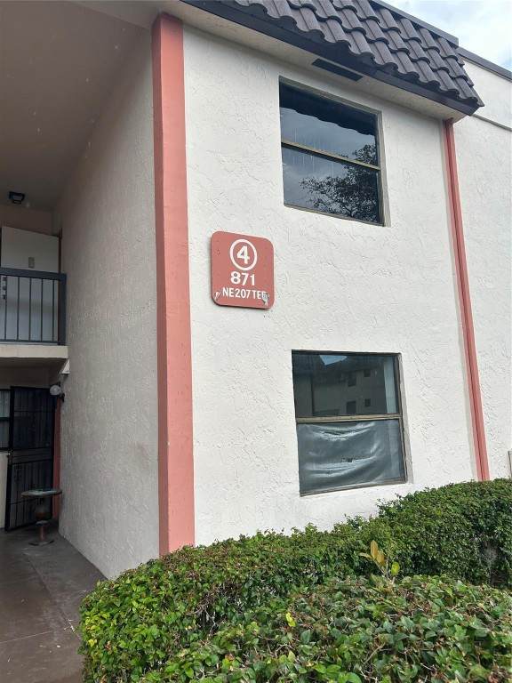 871 207th Terrace - Photo 1