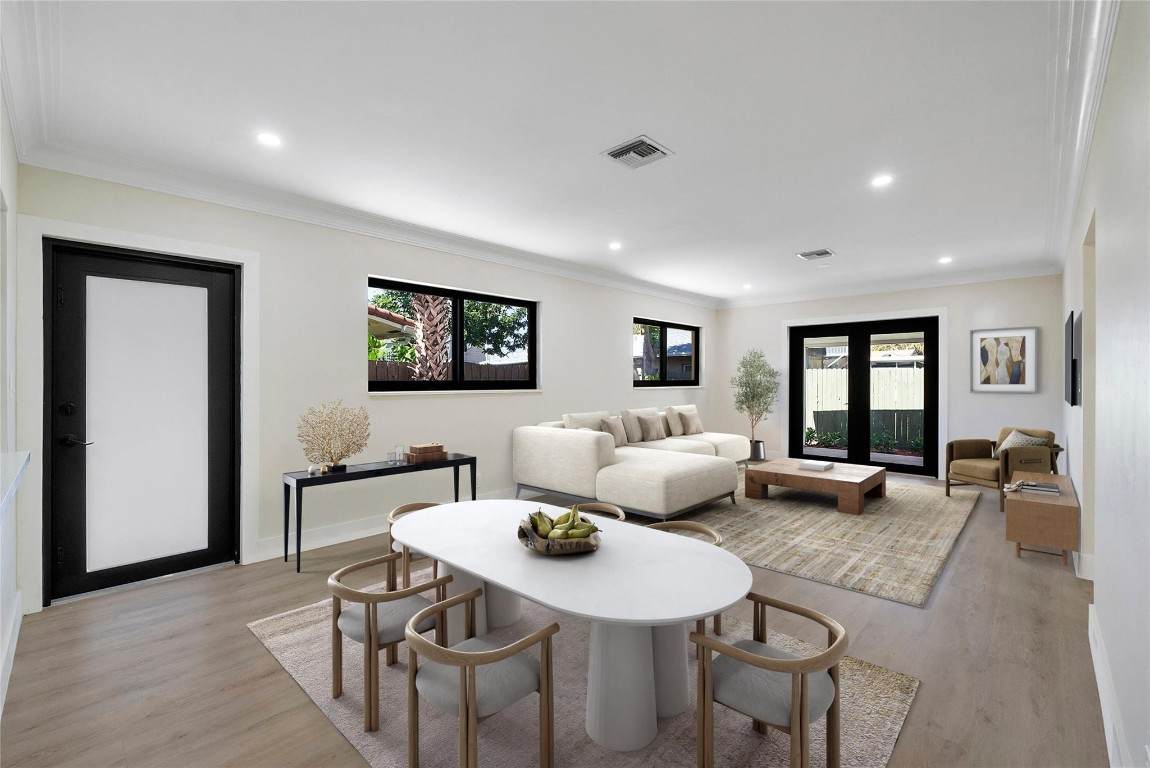 617 38th Street - Photo 1