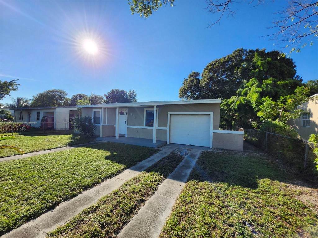 942 12th Street - Photo 1