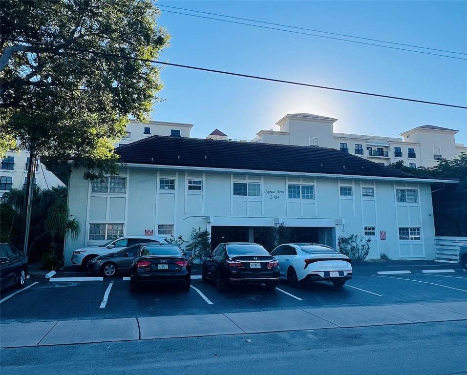 2404 33 Avenue - Photo 1