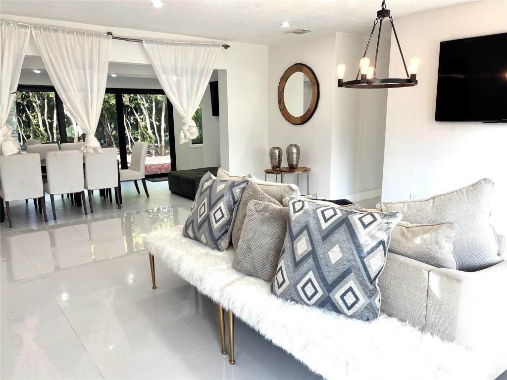 2101 55th Court - Photo 1