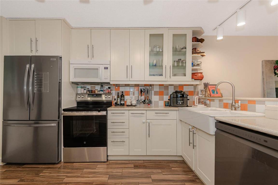 5300 24 Terrace - Photo 1