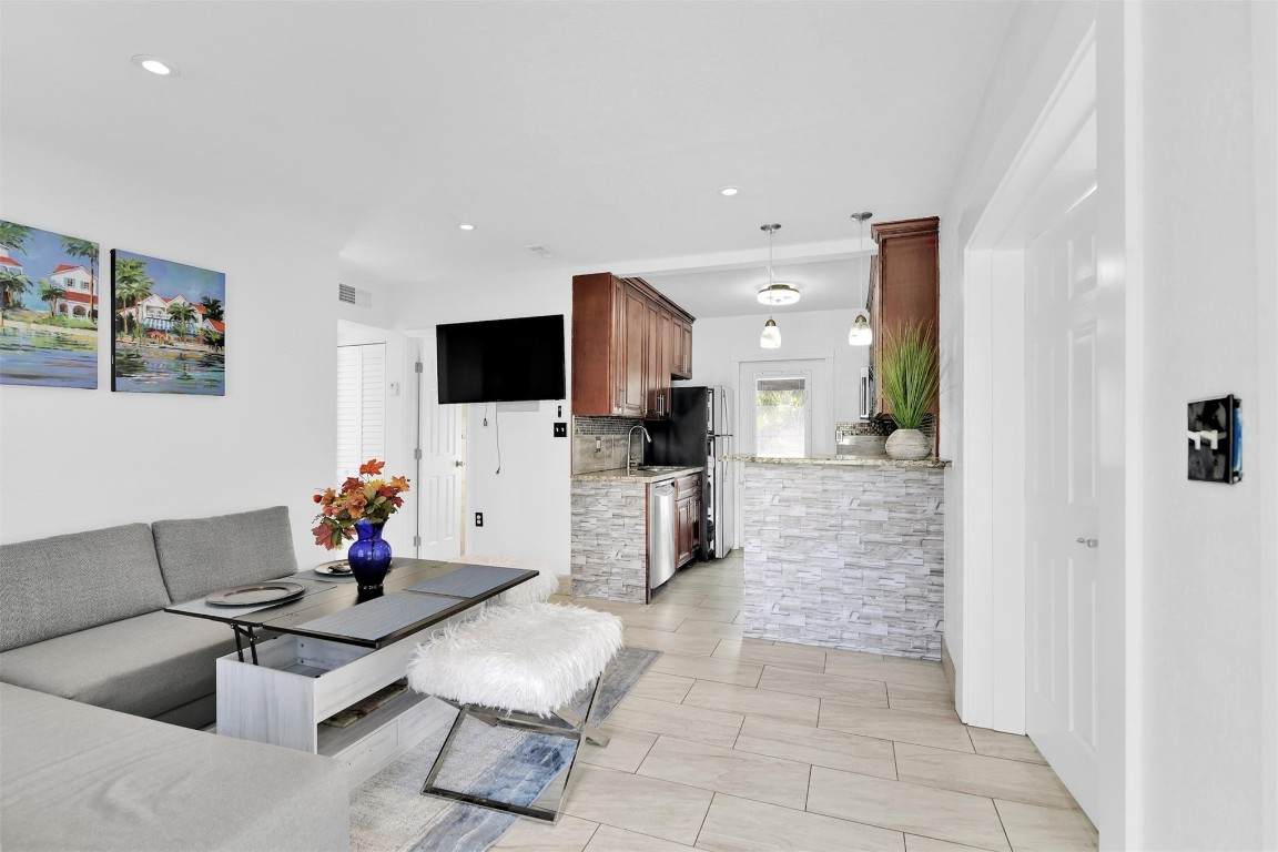 1814 53rd Court - Photo 1