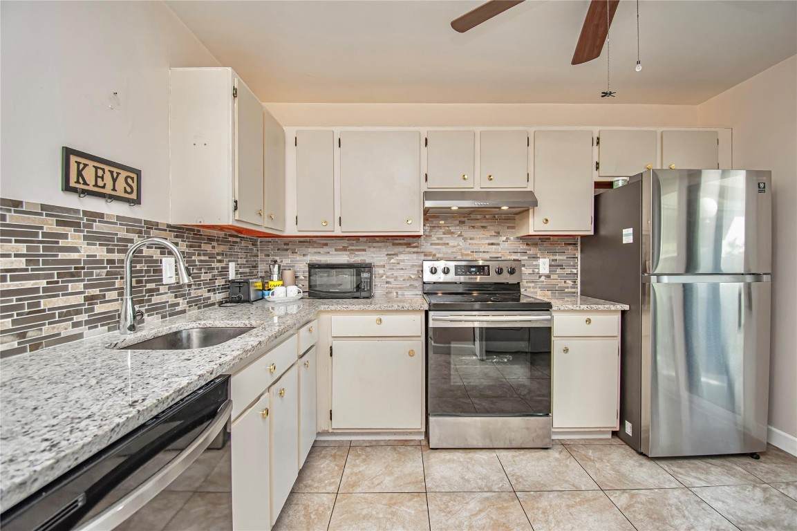 381 Ottawa - Photo 1