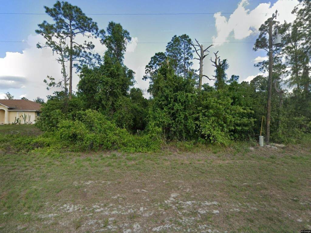 553 Eisenhower Boulevard - Photo 1