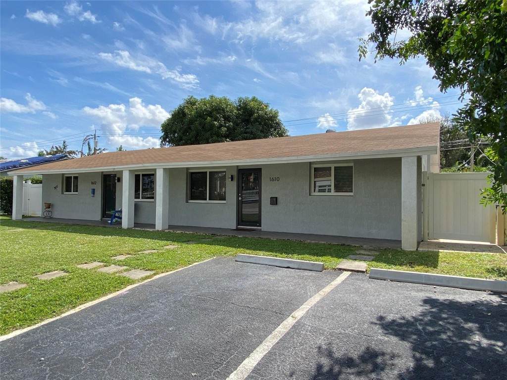 1610 62nd Street - Photo 1