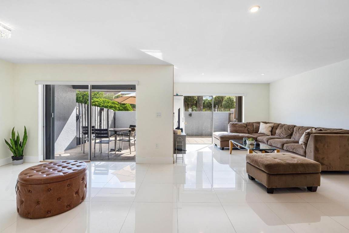 9703 142nd - Photo 1