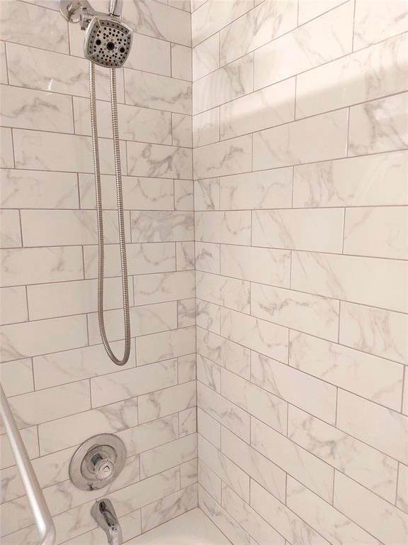 409 Gardens - Photo 1