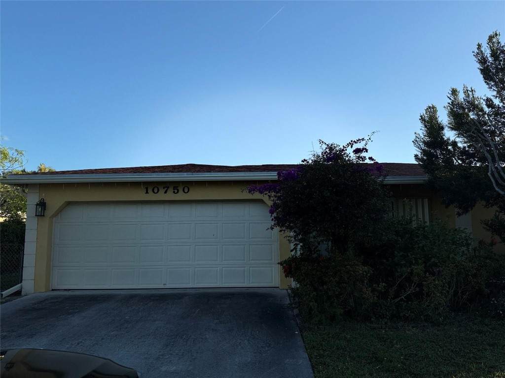 10750 Eureka Street - Photo 1