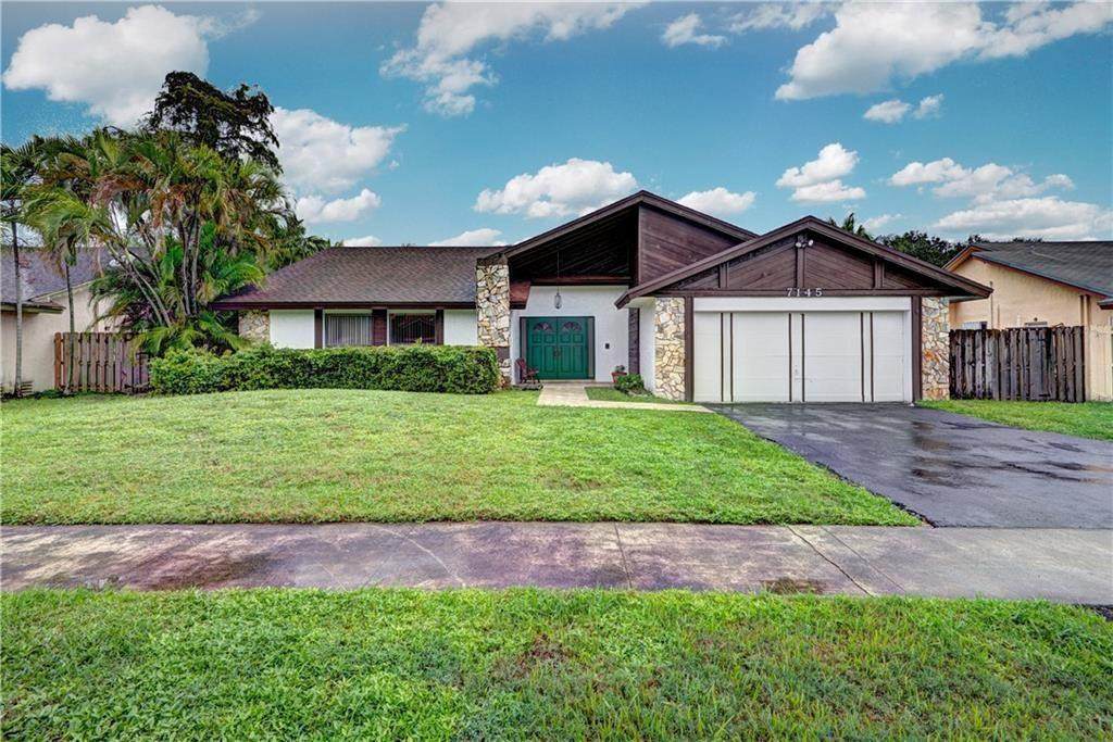 7145 49th Court - Photo 1