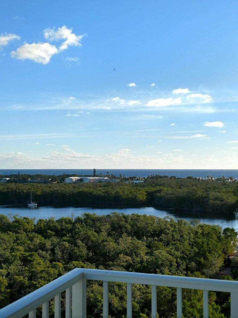 700 Boynton Beach Boulevard - Photo 1