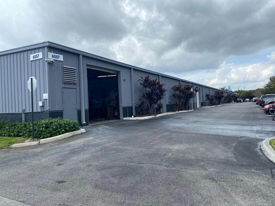 6555 Garden Road - Photo 1