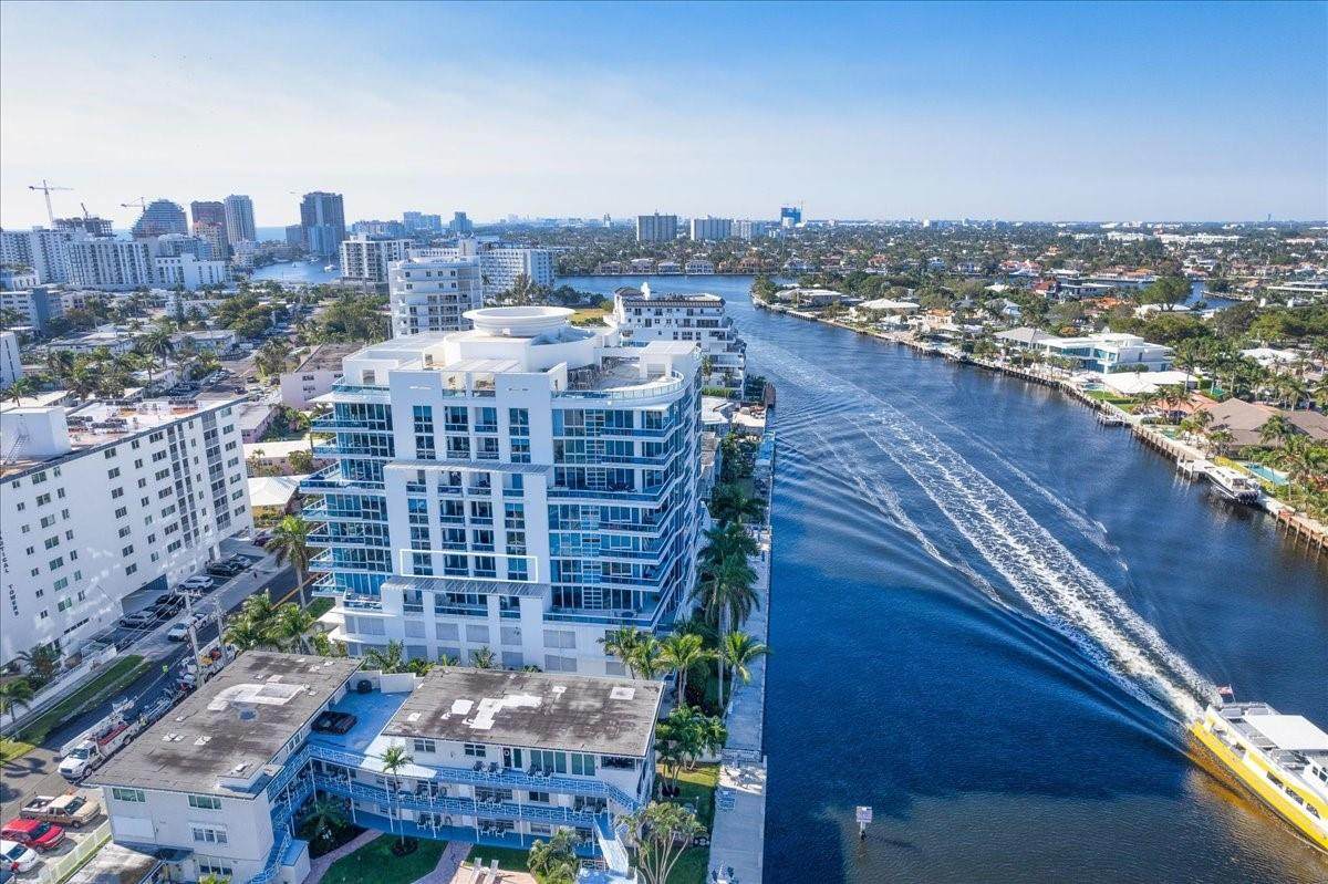 715 Bayshore Drive - Photo 1