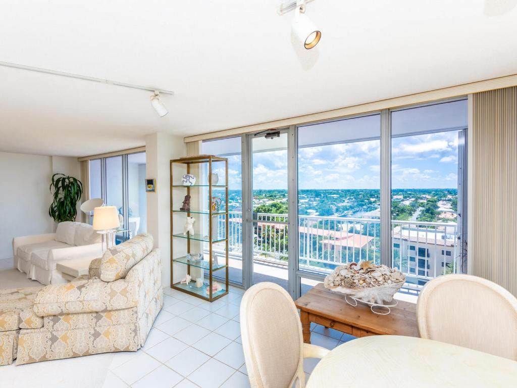 4300 Ocean Boulevard - Photo 1