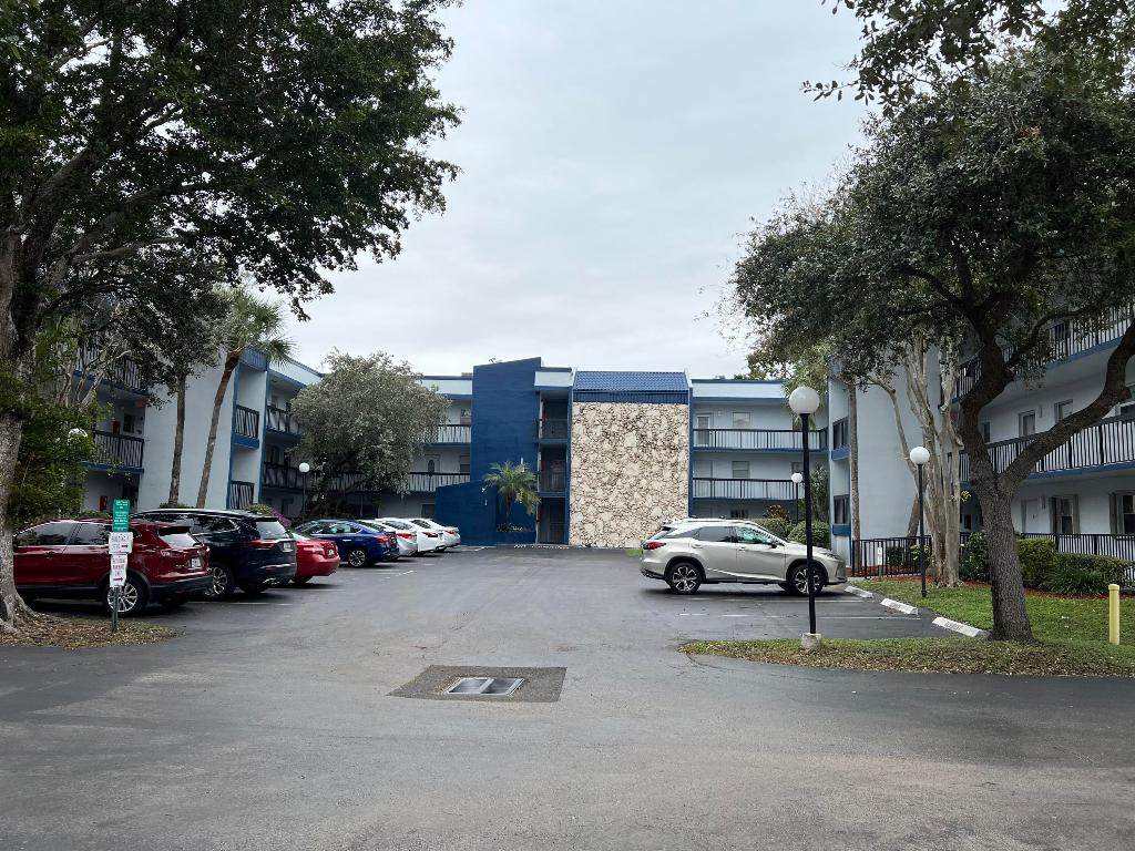 3220 Holiday Springs Boulevard - Photo 1