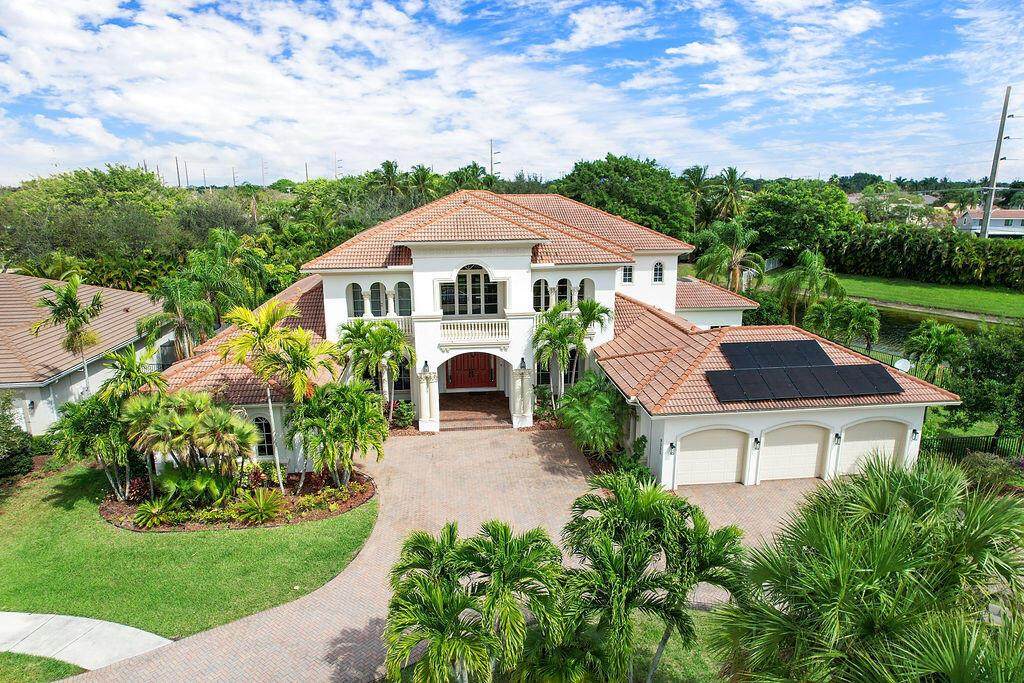 9525 Captiva Circle - Photo 1