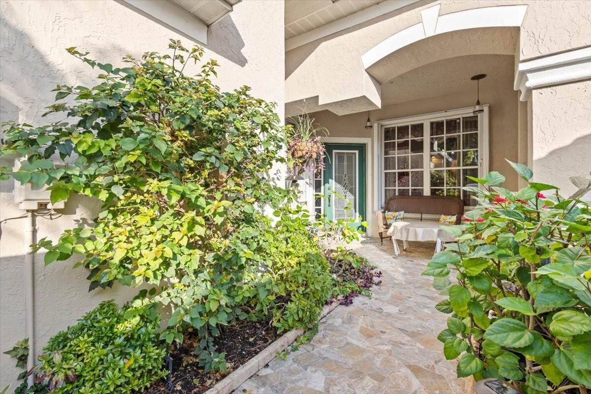 1659 Harbour Isles Circle - Photo 1