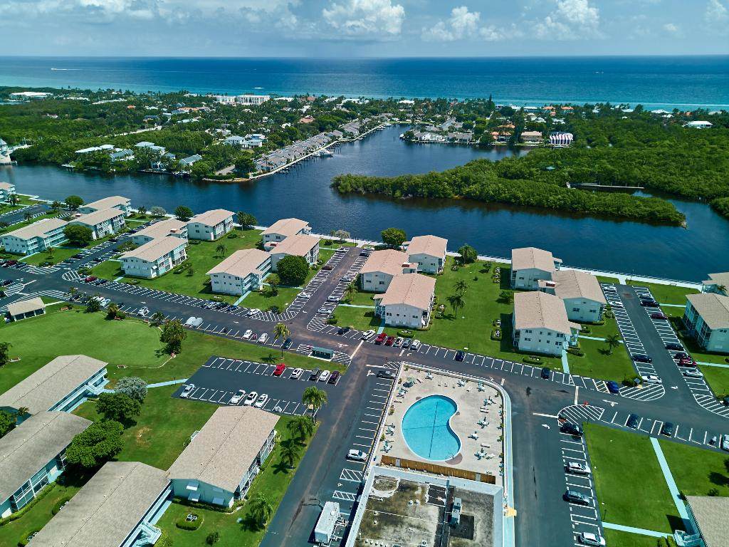 https://bt-photos.global.ssl.fastly.net/beaches/orig_boomver_2_R11077529-2.jpg