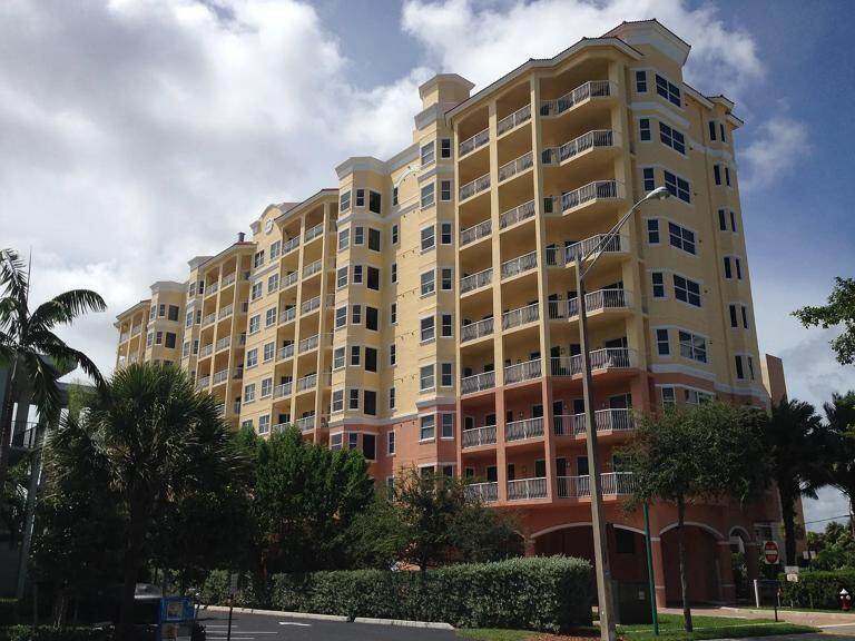 1395 Ocean Boulevard - Photo 1