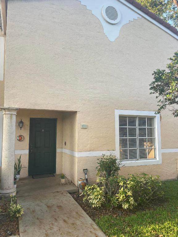 1701 Village - Photo 1