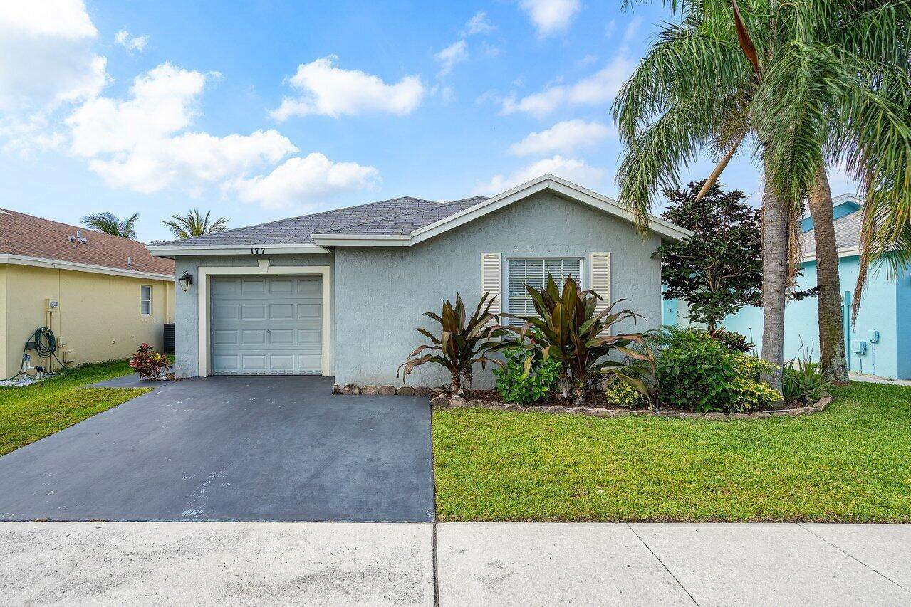 177 Hemming Way - Photo 1