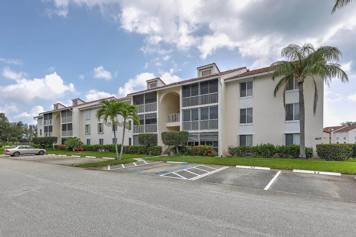 4452 Ocean Boulevard - Photo 1
