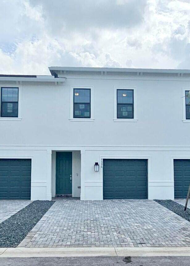 7596 Linus Lane - Photo 1