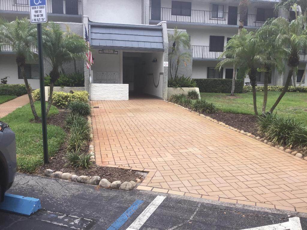 4838 Esedra - Photo 1