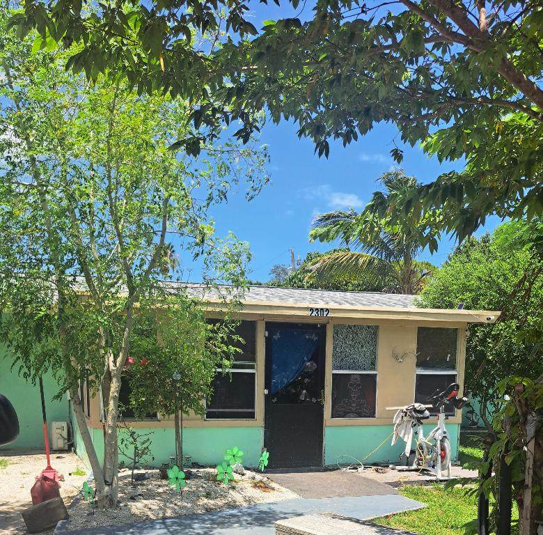 2302 Barbara Avenue - Photo 1