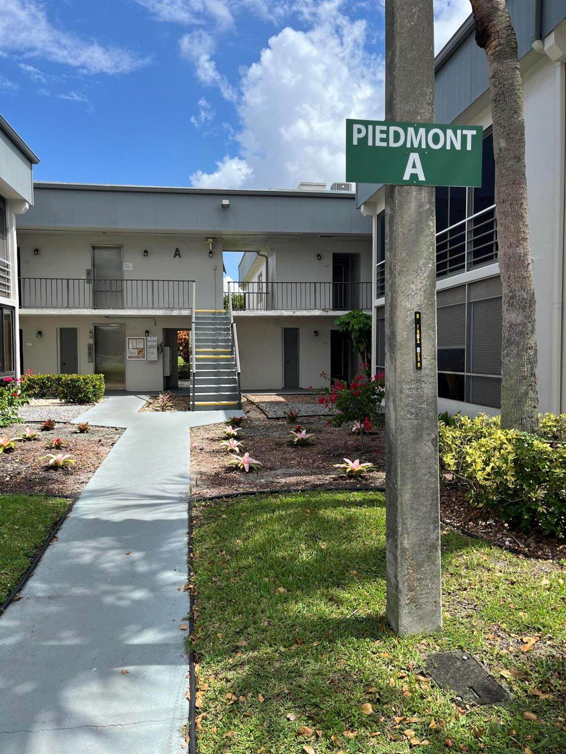 15 Piedmont - Photo 1
