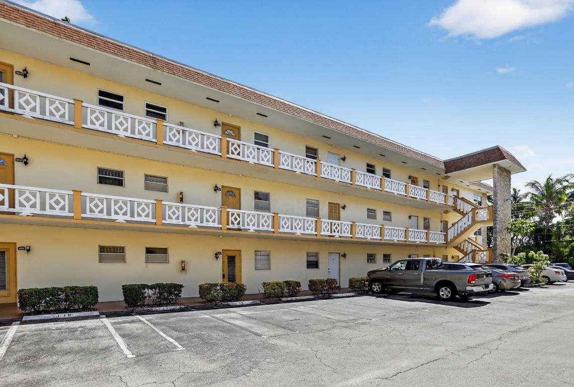 5111 Oakland Park - Photo 1