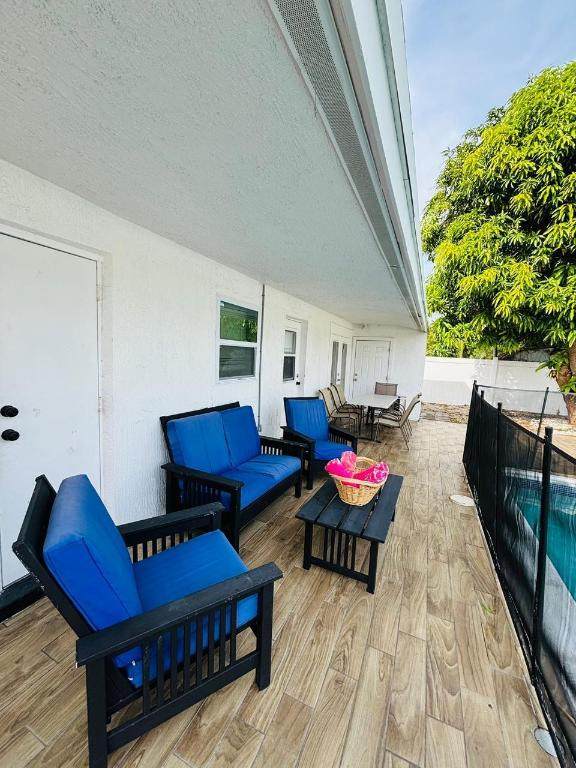 2010 1st Avenue - Photo 1