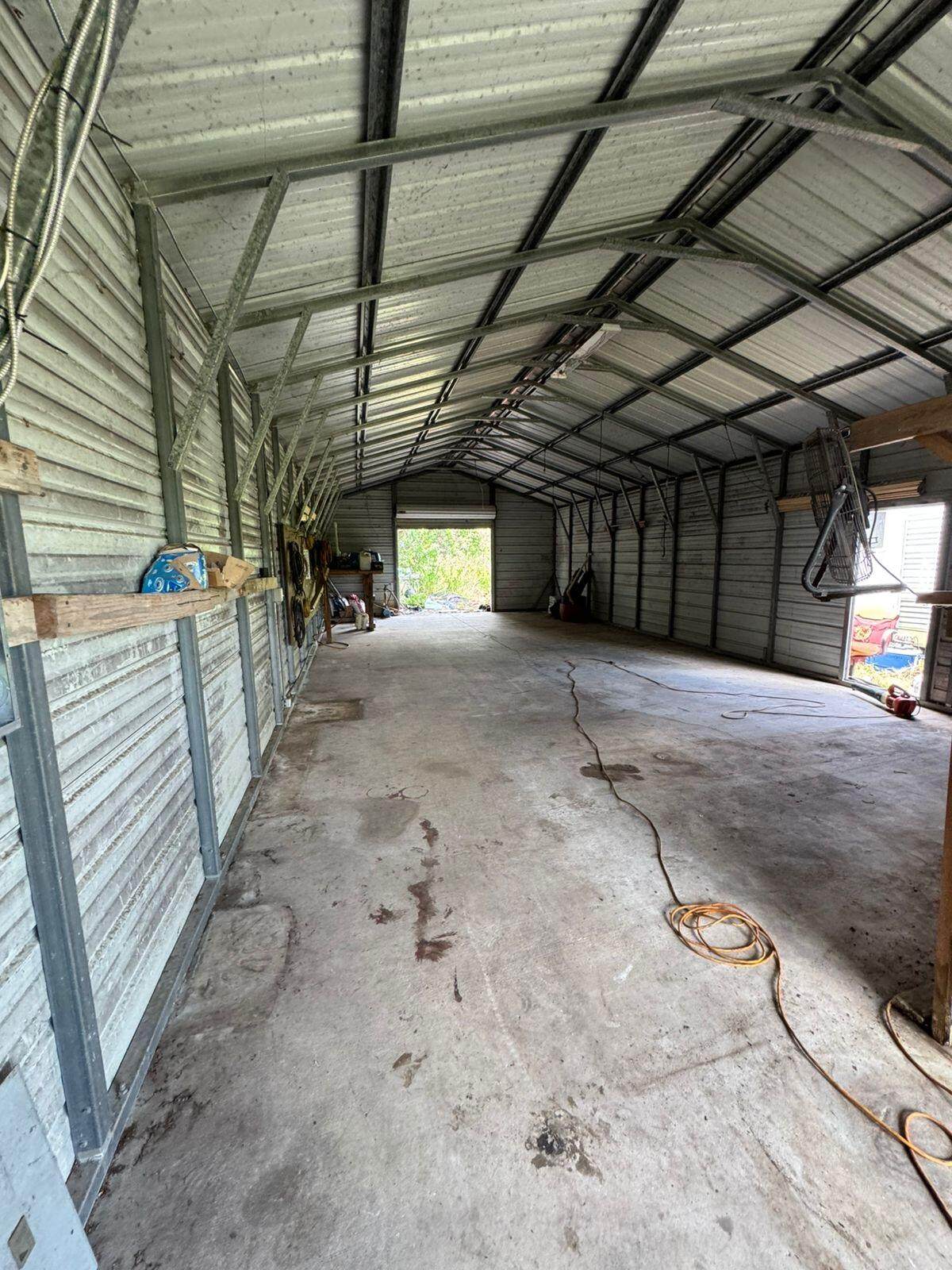 15550 Okeechobee Boulevard - Photo 1